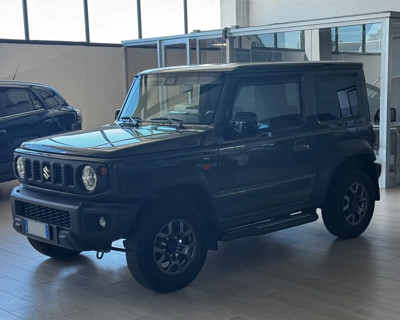Suzuki Jimny 1.5 5MT Vert - 2