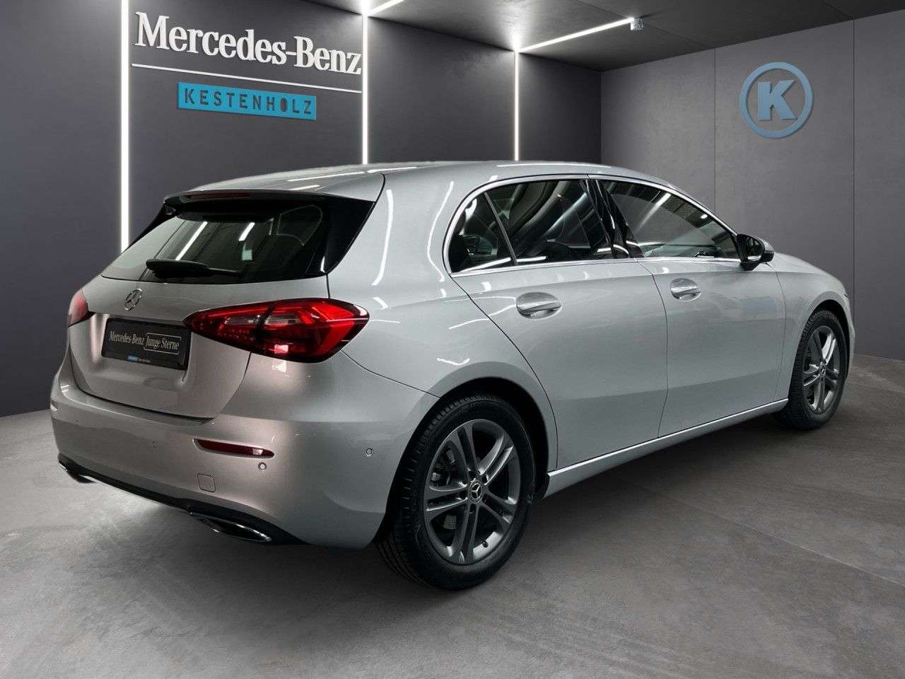 Mercedes-Benz A 200