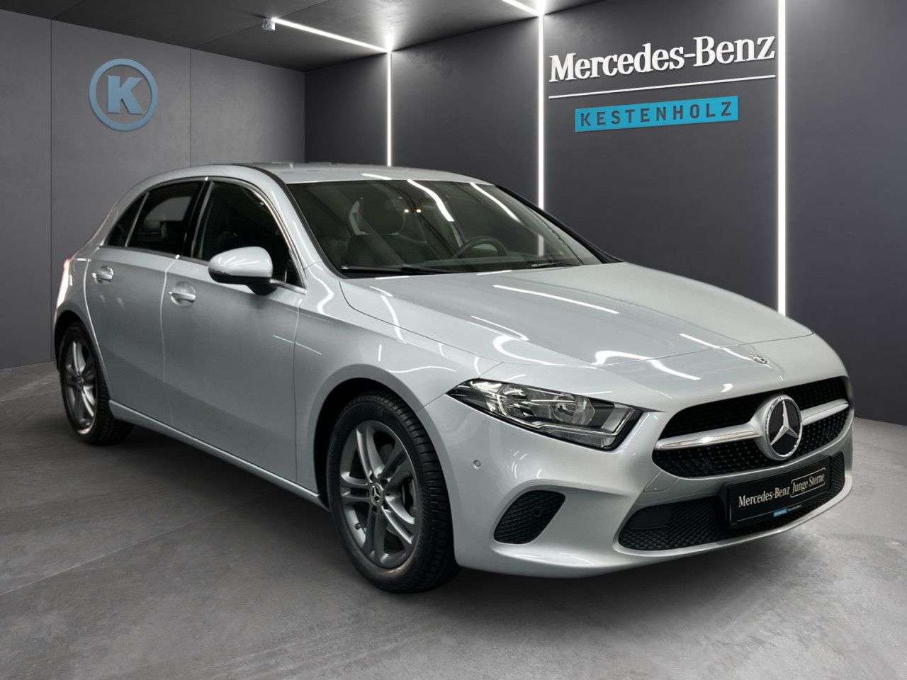 Mercedes-Benz A 200
