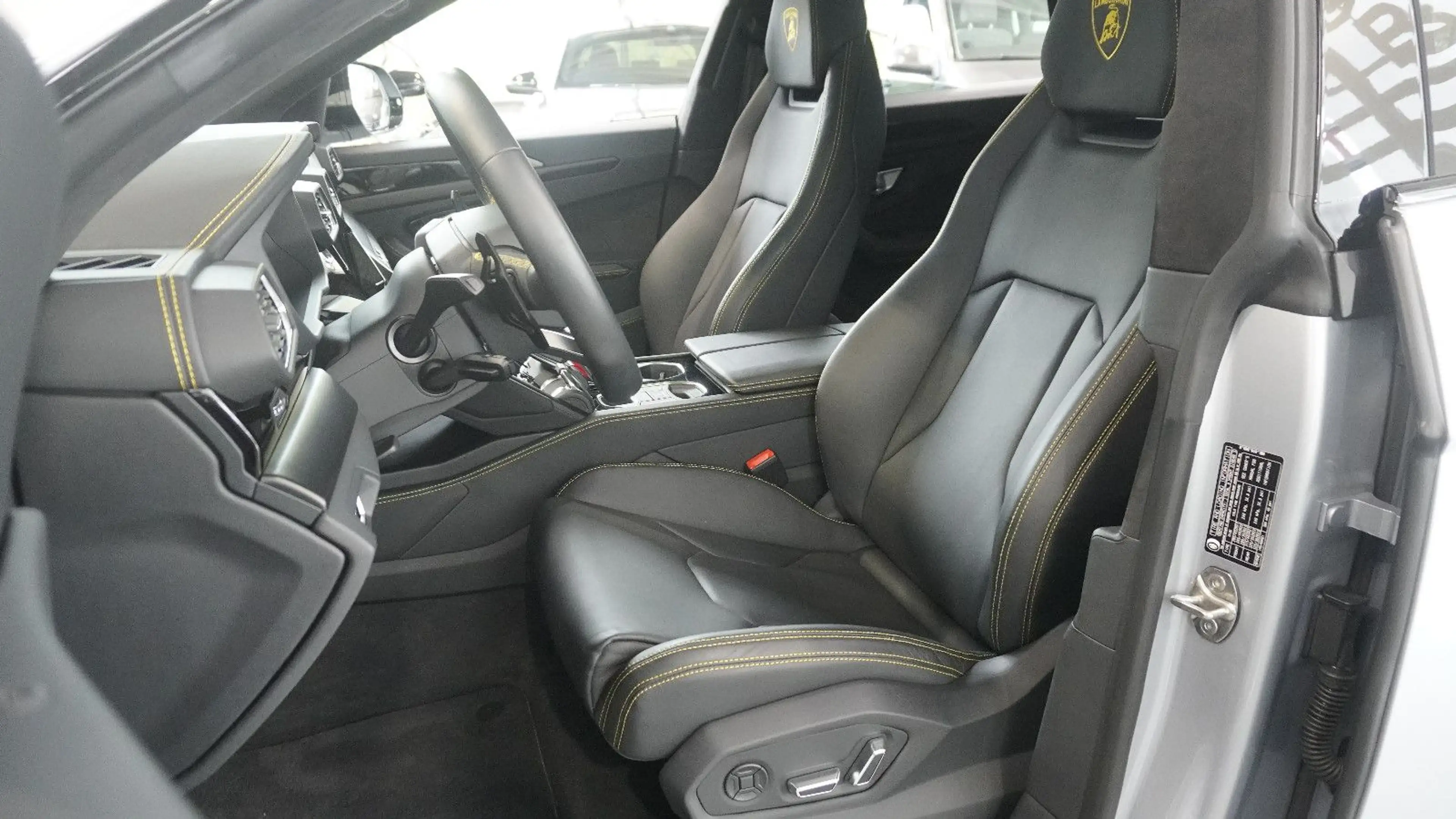 Lamborghini Urus 4.0 V8 Sport*PANO*SOFT*B&O*23" — photo 8