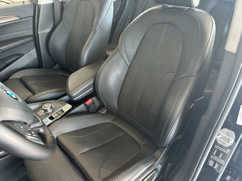 BMW X1 sDrive 20 i xLine*SHZ*Tempomat*Pano*LKA*RDKS* — photo 10