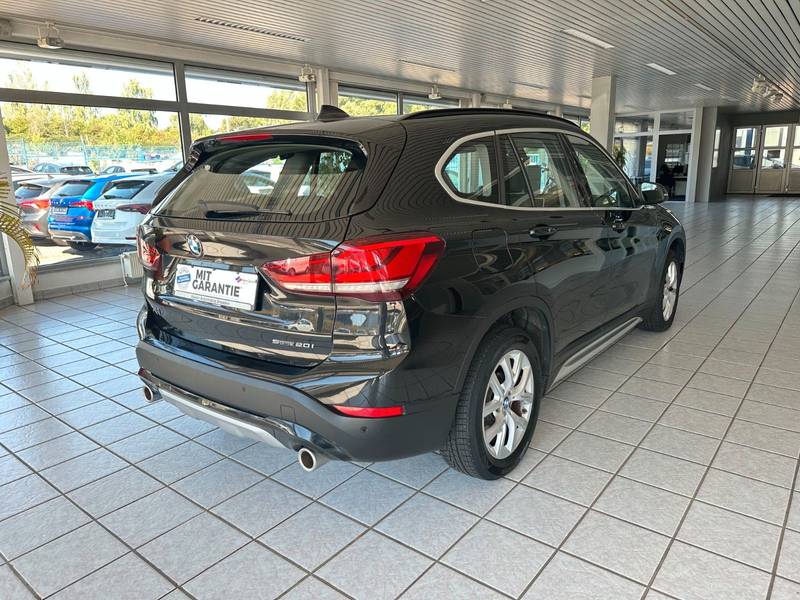 BMW X1 sDrive 20 i xLine*SHZ*Tempomat*Pano*LKA*RDKS* — photo 5