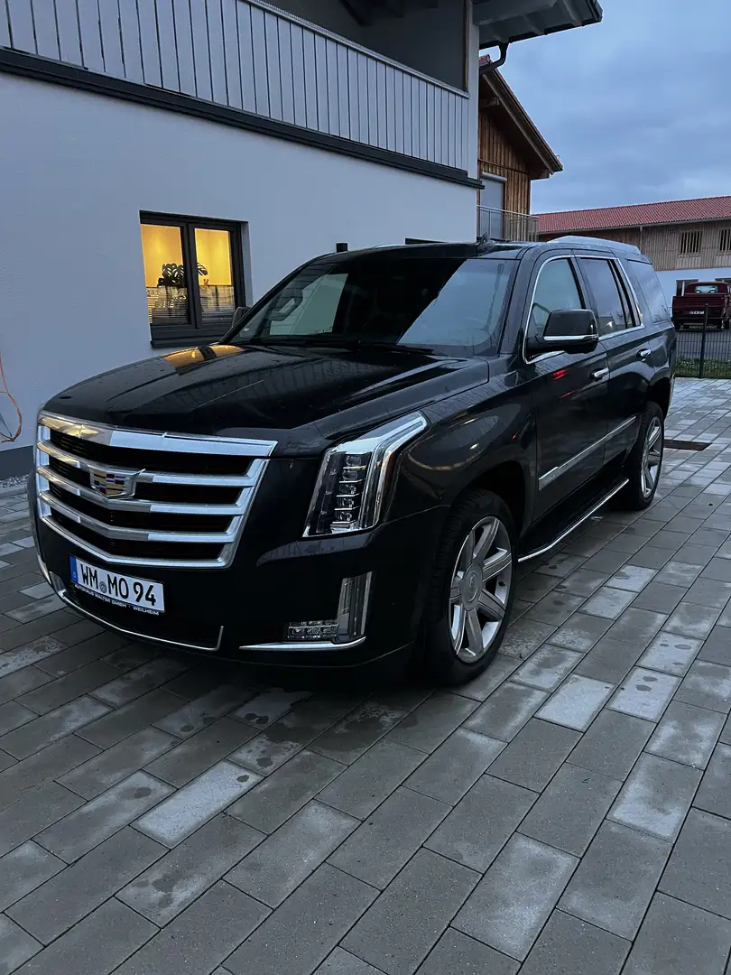 Cadillac Escalade 6.2 V8 AWD AT Premium - 2