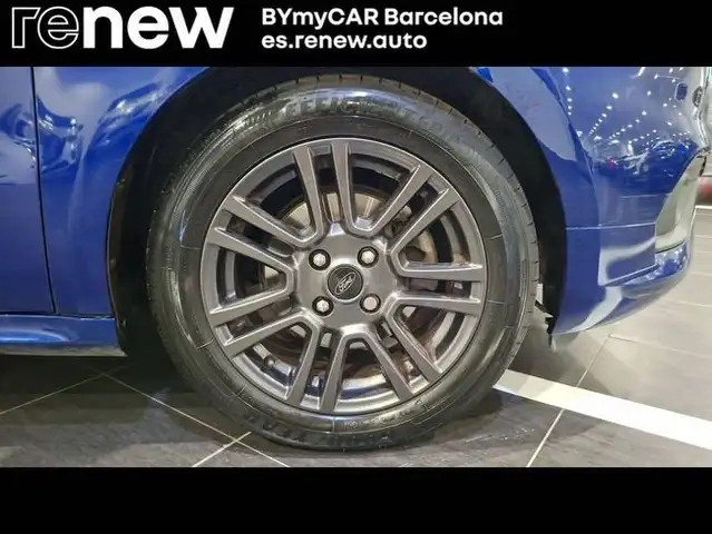 Ford Tourneo Courier view 10