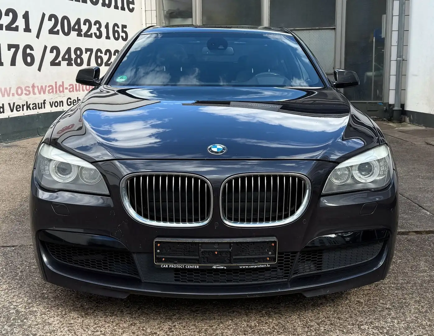 BMW 740 d M-SPORT HEAD UP LEDER KAMERA Bi XENON SOFT Grau - 1