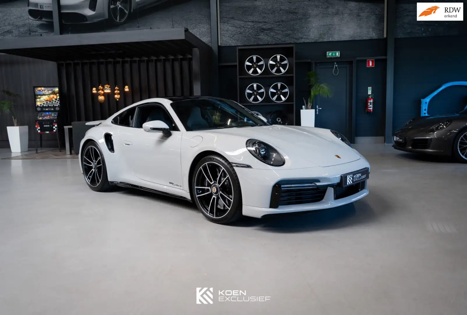 Porsche 930 992 3.8 Turbo S (2023, NL) 33.375km, lift vooras, Grau - 1