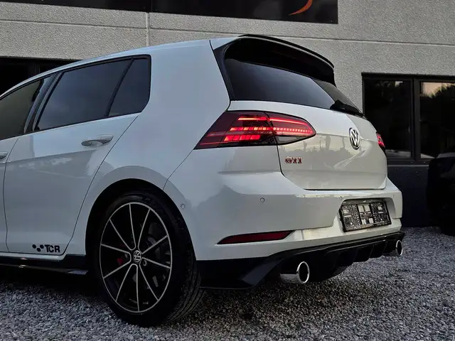 Volkswagen Golf view 7
