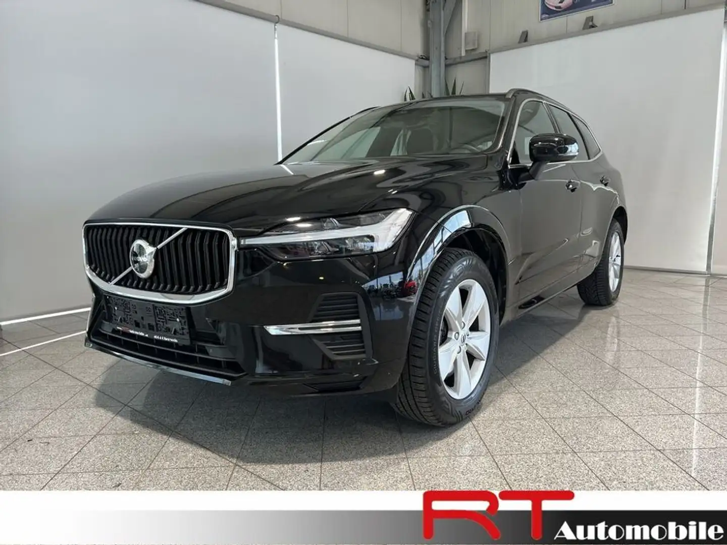 Volvo XC60 2,0 D4 Core Schwarz - 1