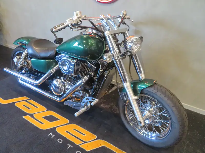 Kawasaki Vulcan 1500 - foto 2