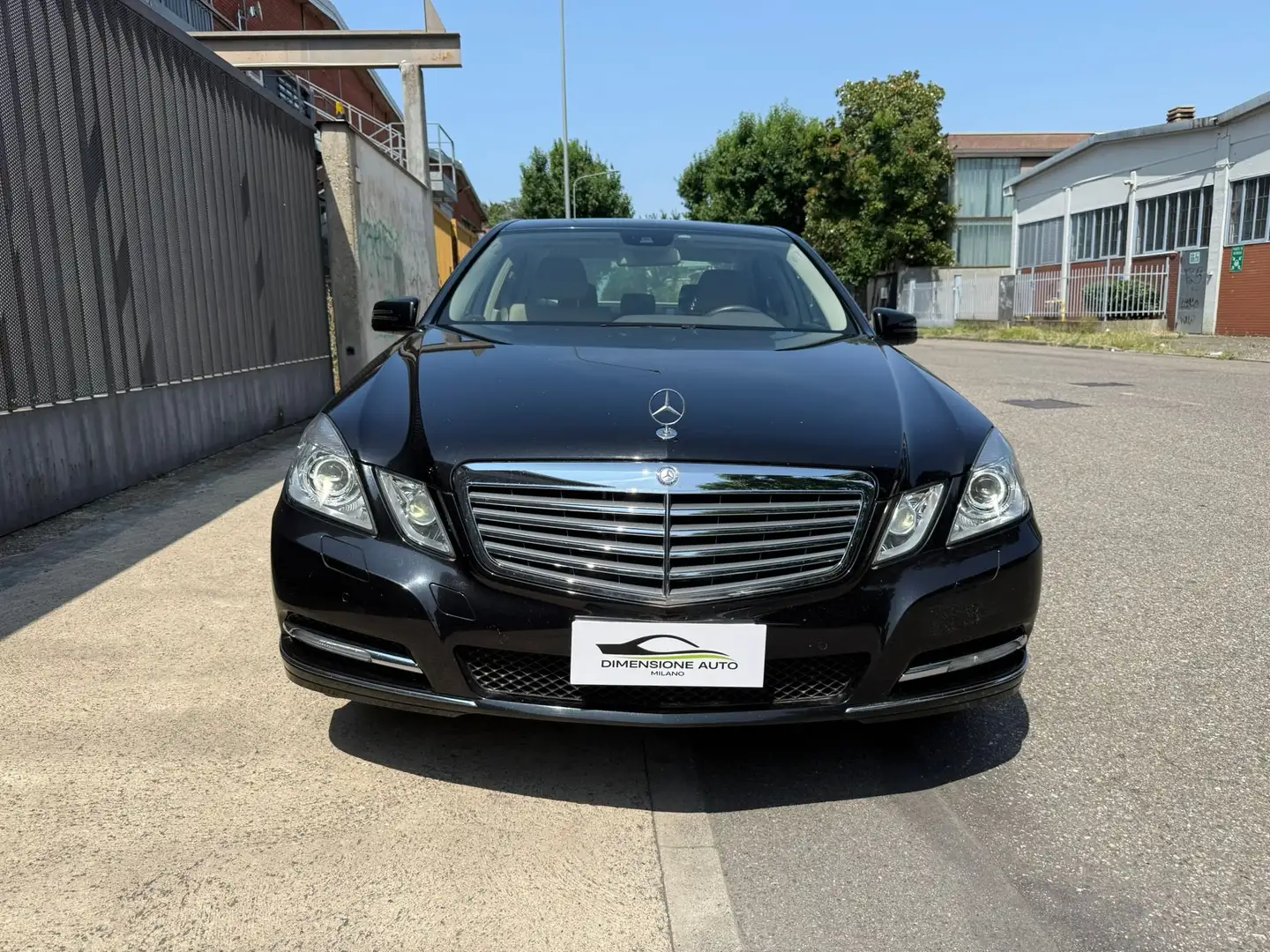 Mercedes-Benz E 350 E 350 Avantgarde AMG 4matic auto Nero - 2