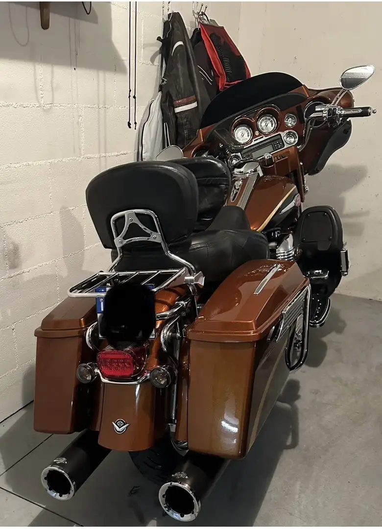 Harley-Davidson Electra Glide ultra classic CVO 105TH anniversary - 2