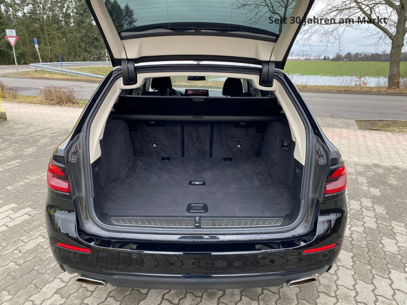 BMW 520 d Touring Park-Assistent, LED, Kamera,1.Hand, SH, — photo 8