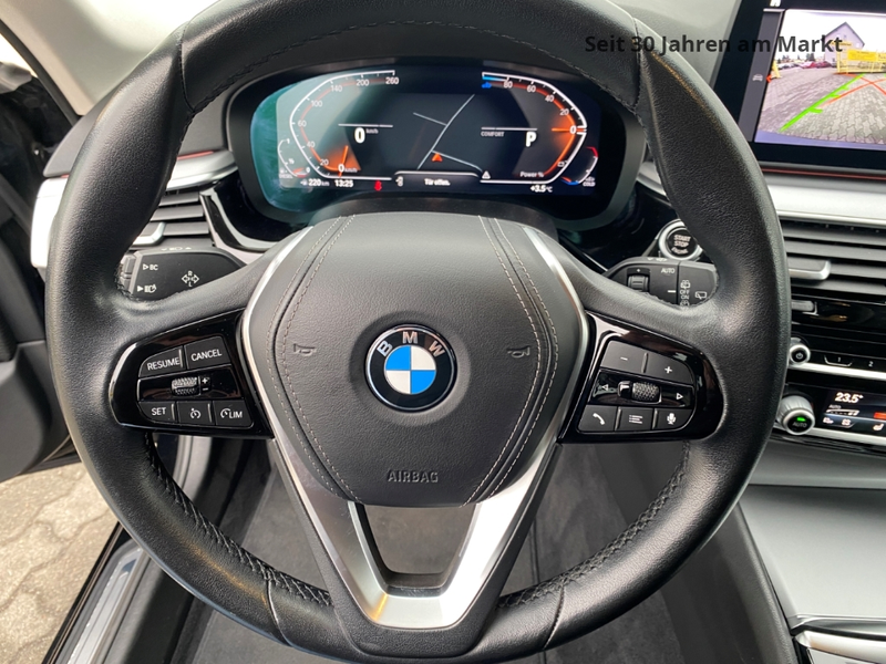 BMW 520 d Touring Park-Assistent, LED, Kamera,1.Hand, SH, — photo 15