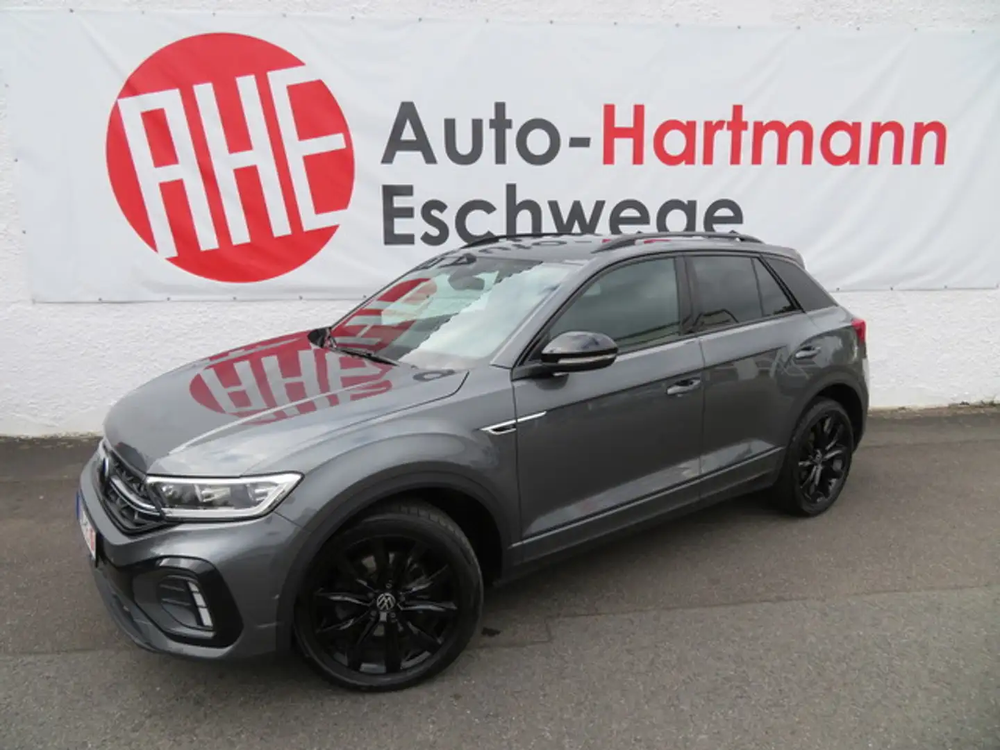 Volkswagen T-Roc 2.0TSI R-Line 4M DSG LED Nav Ahk Black 18" Grau - 1