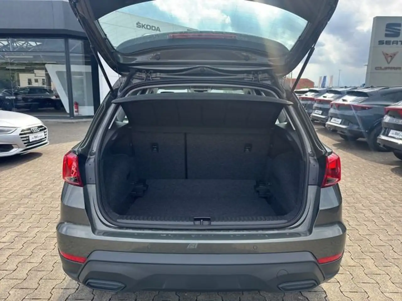 SEAT Arona 1.0 TSI DSG Style Edition, миниатюра 12
