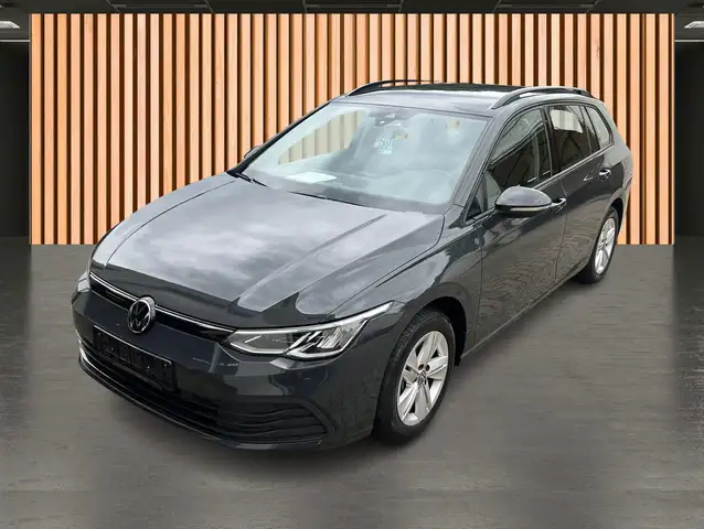 Volkswagen Golf view 2