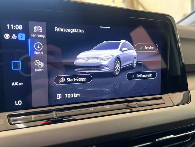 Volkswagen Golf view 19