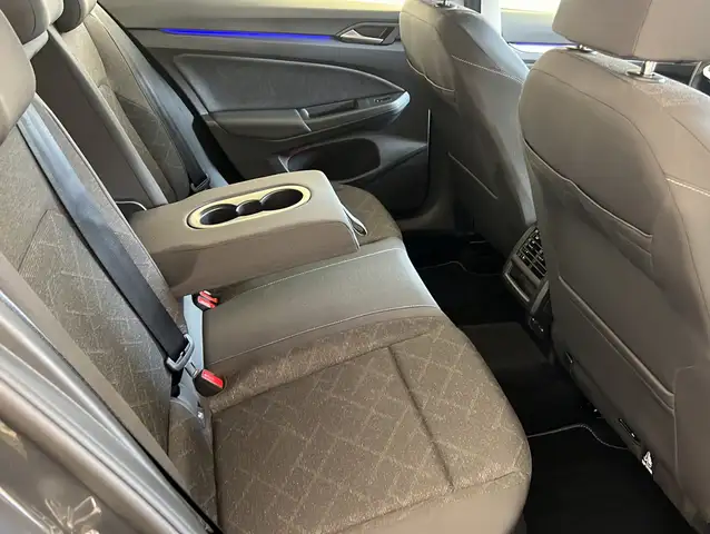 Volkswagen Golf view 27
