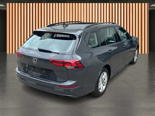 Volkswagen Golf view 6