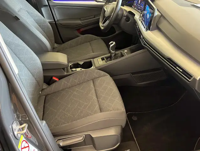 Volkswagen Golf view 28