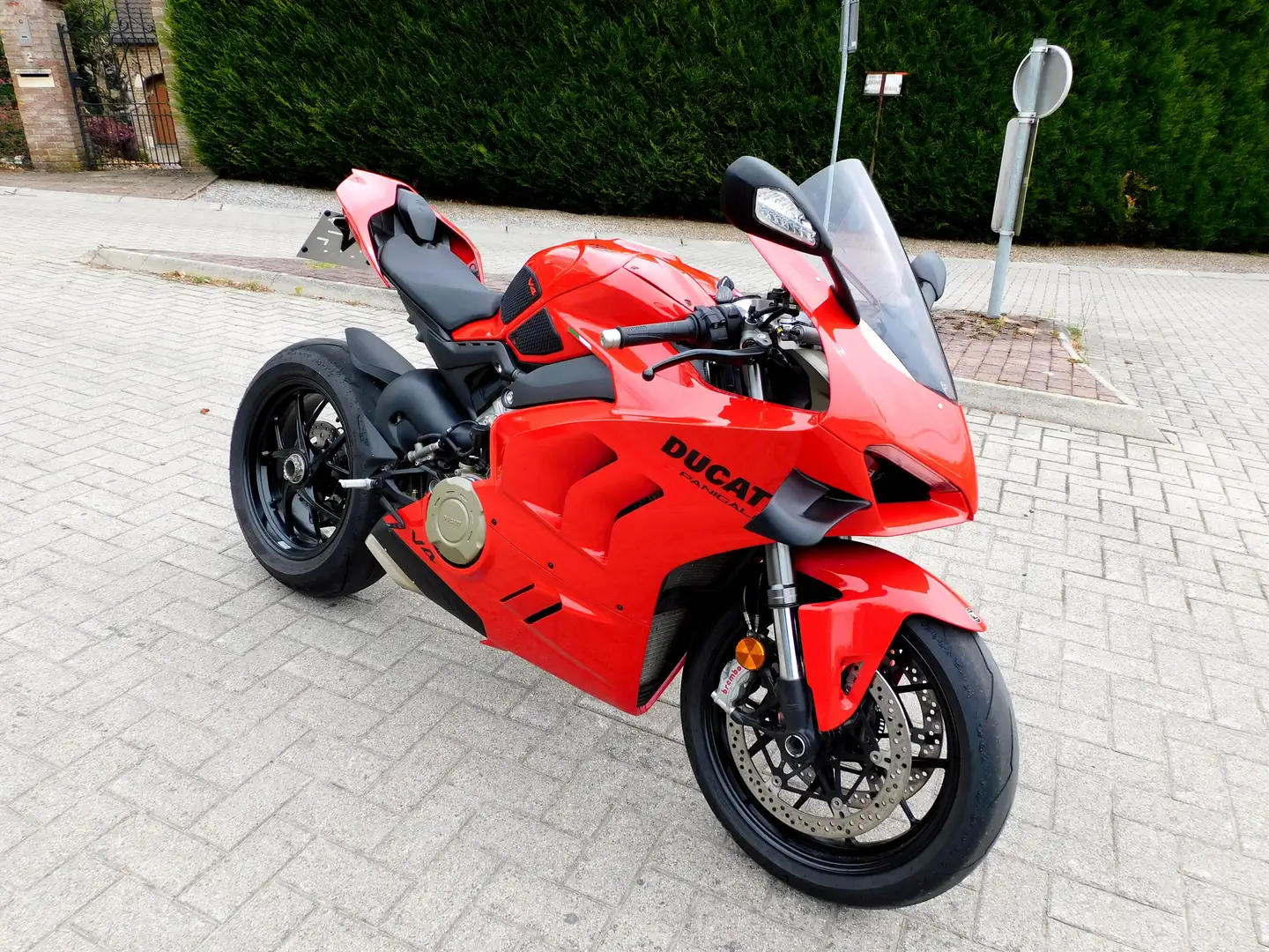 Ducati Panigale V4 2000 km , 1 an de garantie Rojo - 2