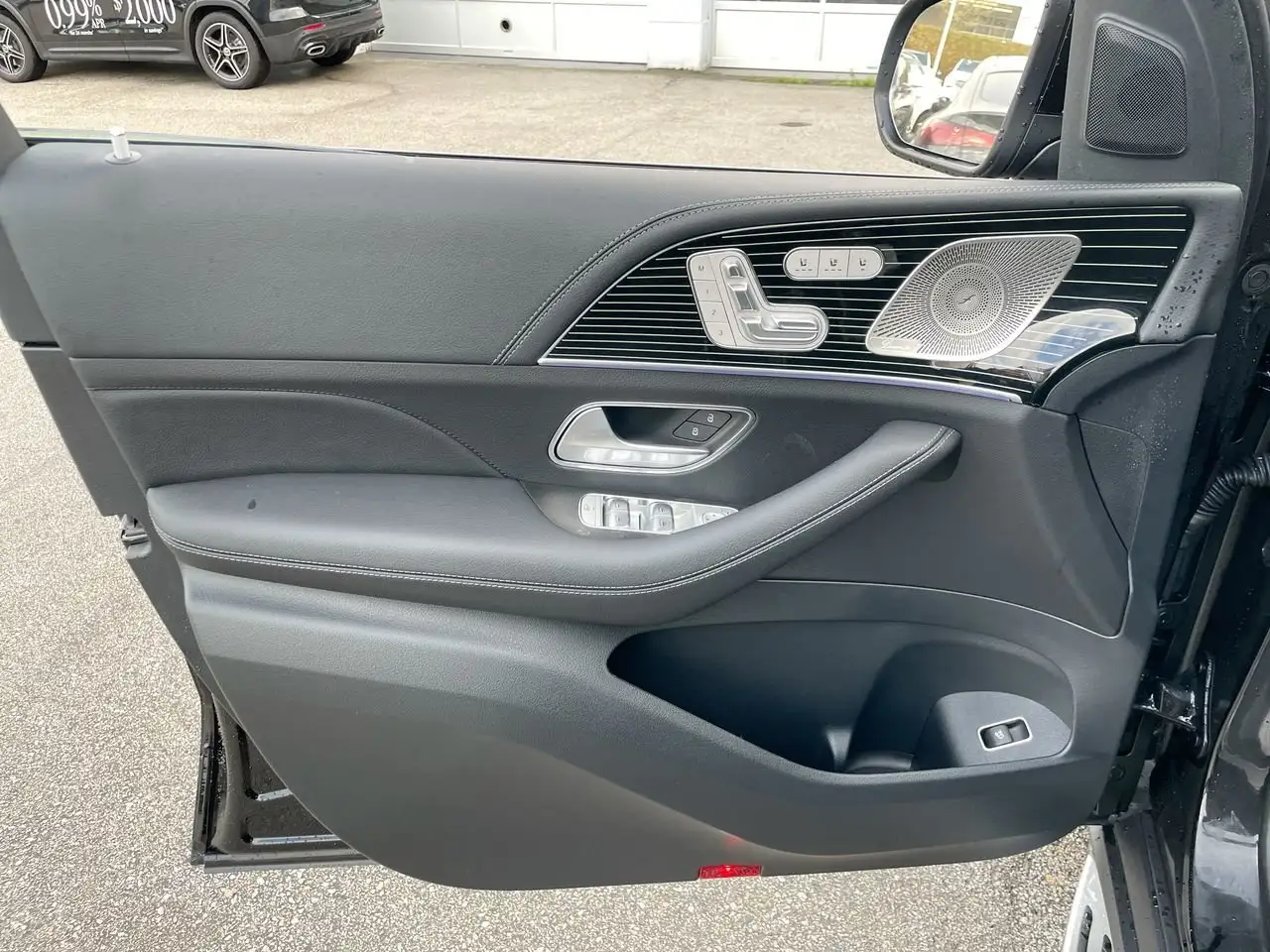 Mercedes-Benz GLE снимка Mercedes-Benz GLE