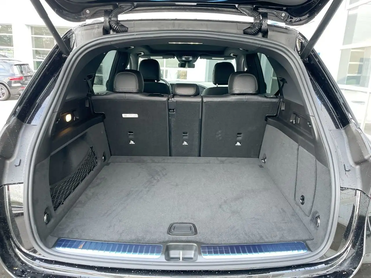 Mercedes-Benz GLE снимка Mercedes-Benz GLE