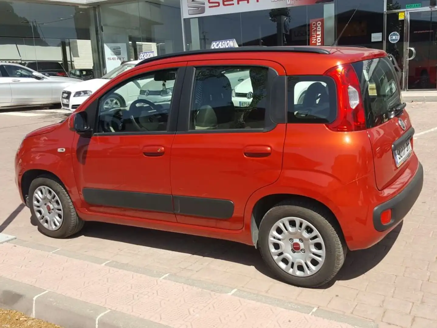 Fiat Panda Panda 1.2 Lounge Lounge Rojo - 2