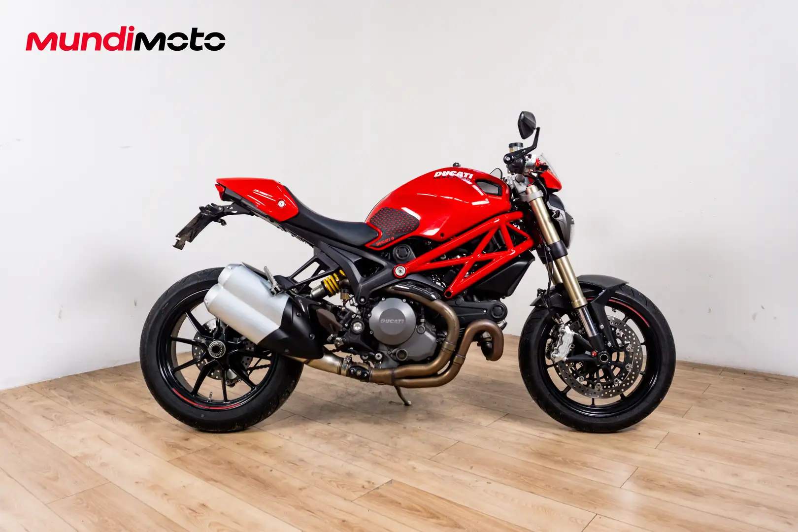 Ducati Monster 1100 - 1