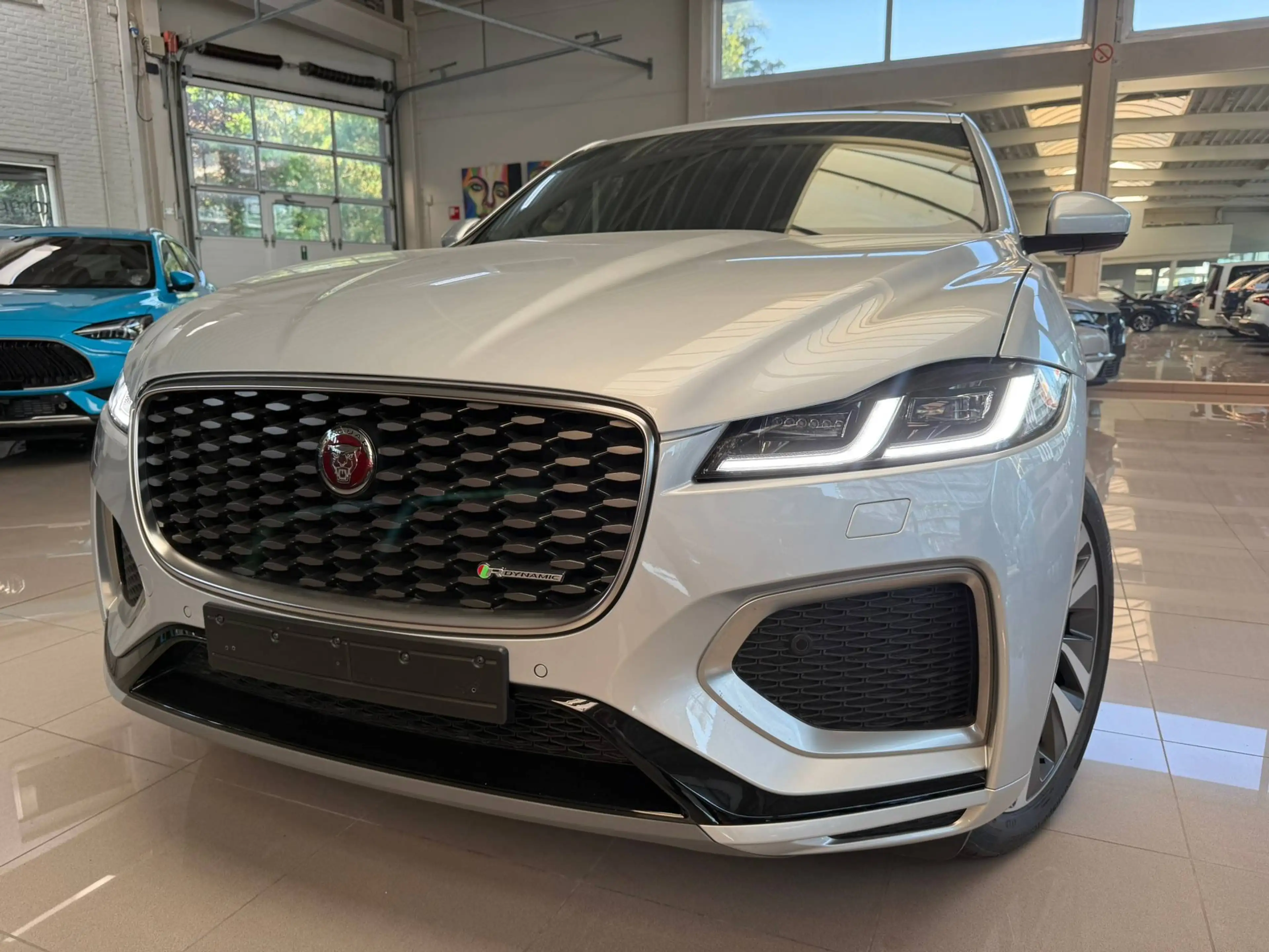 Jaguar F-Pace 2.0i AWD P250 R-Dynamic SE NIEUW MODEL - FULL! — photo 15