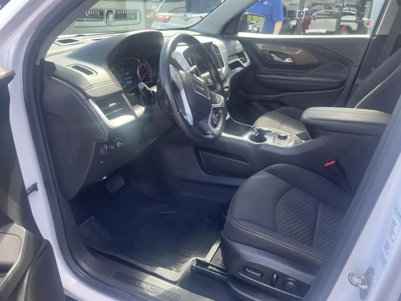 GMC Terrain снимка GMC Terrain