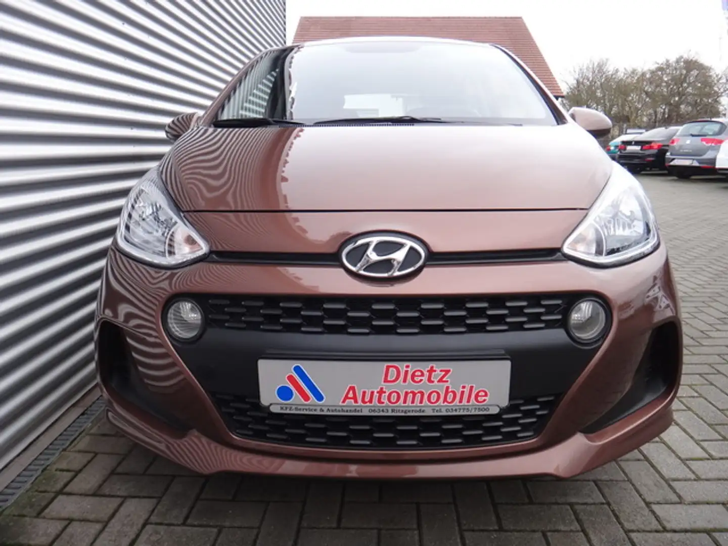 Hyundai i10 1.0 Gerne Finanzierung +++ Brown - 2