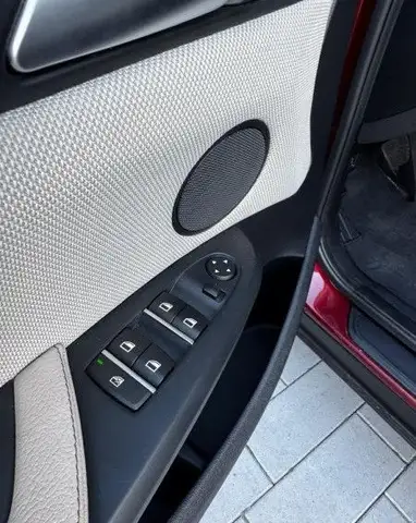 BMW X3 view 9