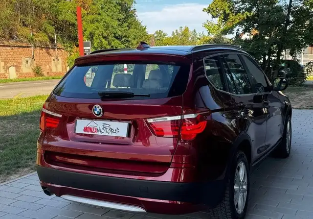 BMW X3 view 6