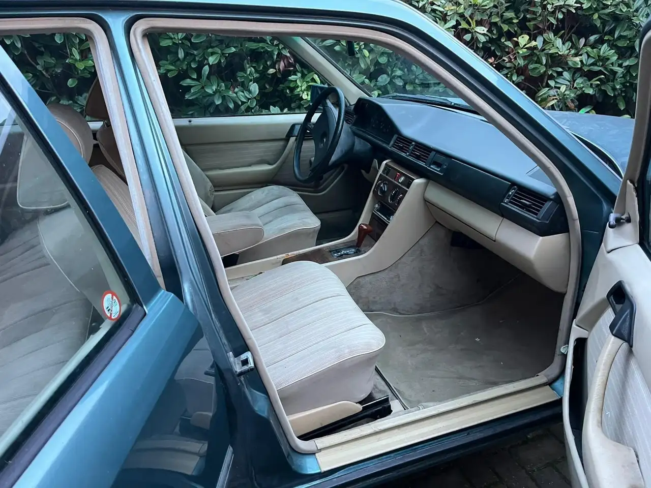 Mercedes-Benz 190 E, foto 8