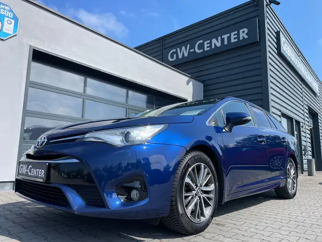 Toyota Avensis Touring Sports Edition-S/Navigation/LED