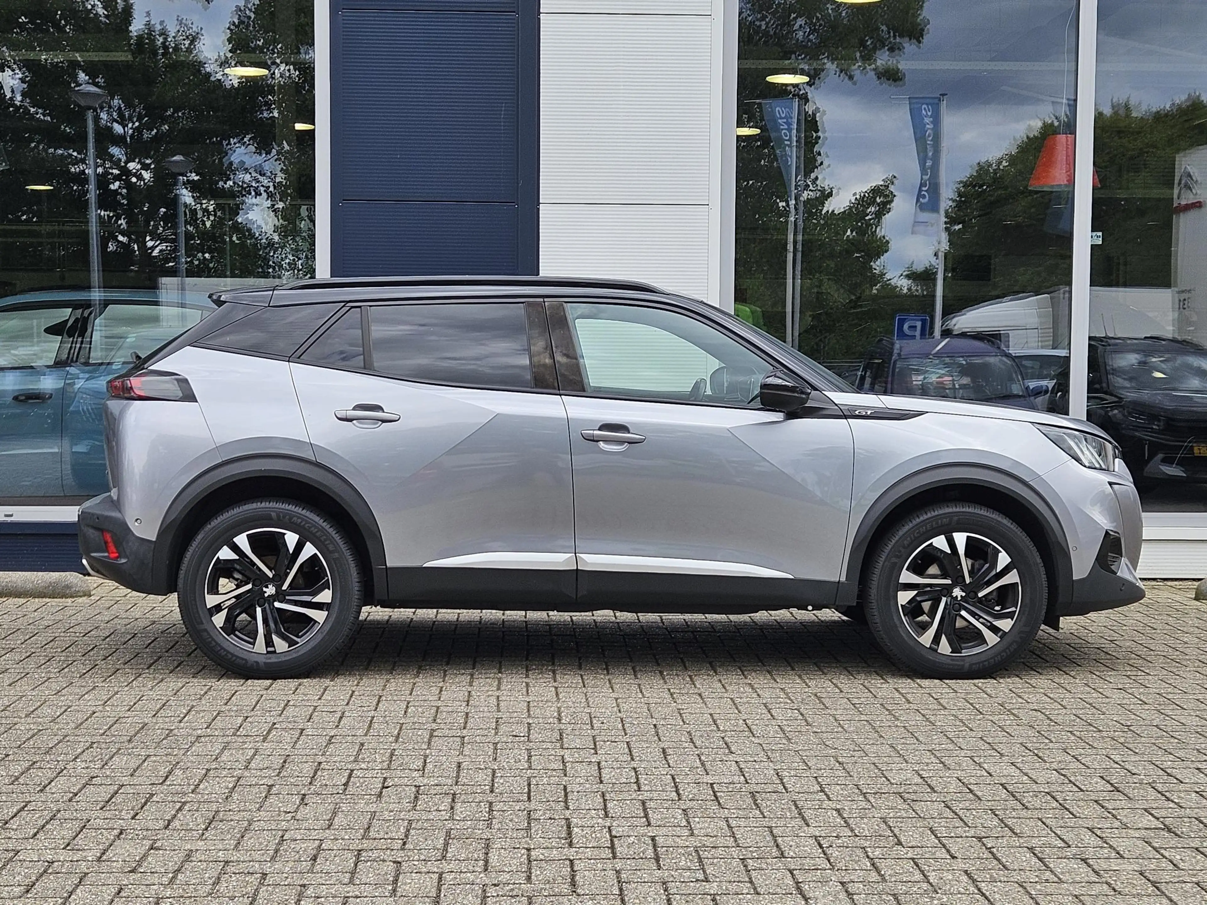 Peugeot 2008 1.2 PureTech GT-Line | Camera | Cruise Control | A — photo 9