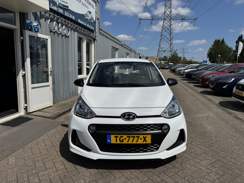 Hyundai i10 1.0i i-Drive — photo 5