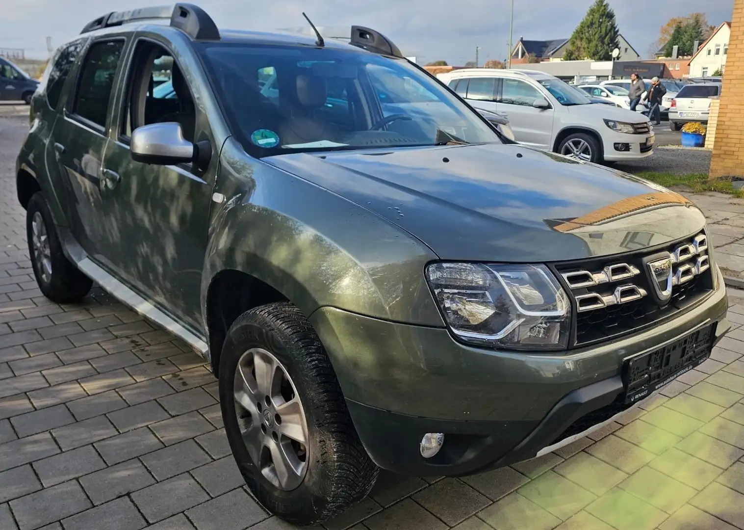 Dacia Duster Prestige 4x2 Facelift Leder Navi Alu Gris - 2