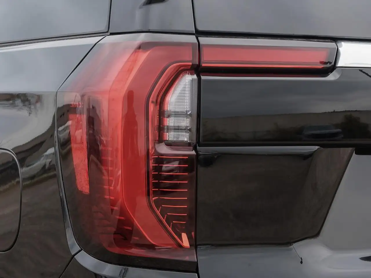 GMC Yukon снимка GMC Yukon