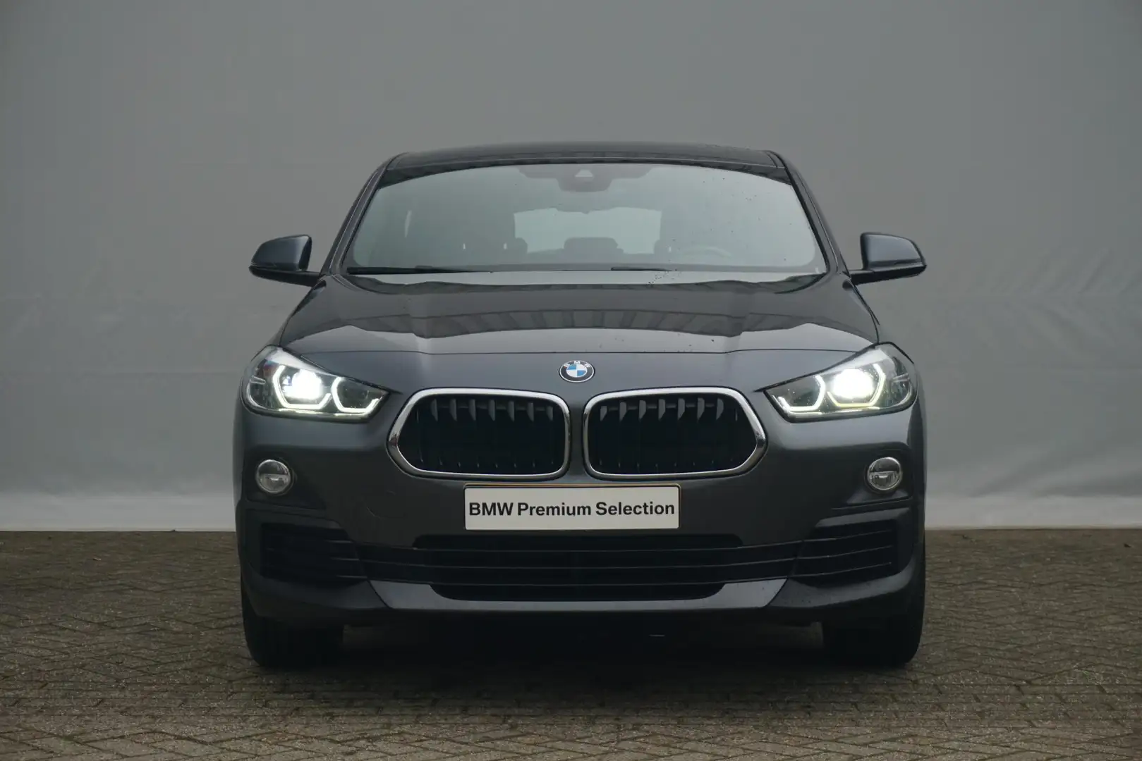 BMW X2 sDrive18i | 19 Inch / Cruise control / Automatisc Gris - 2