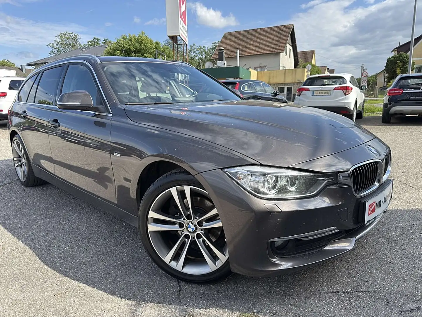 BMW 318 d xDrive Österreich-Paket Touring Gris - 1