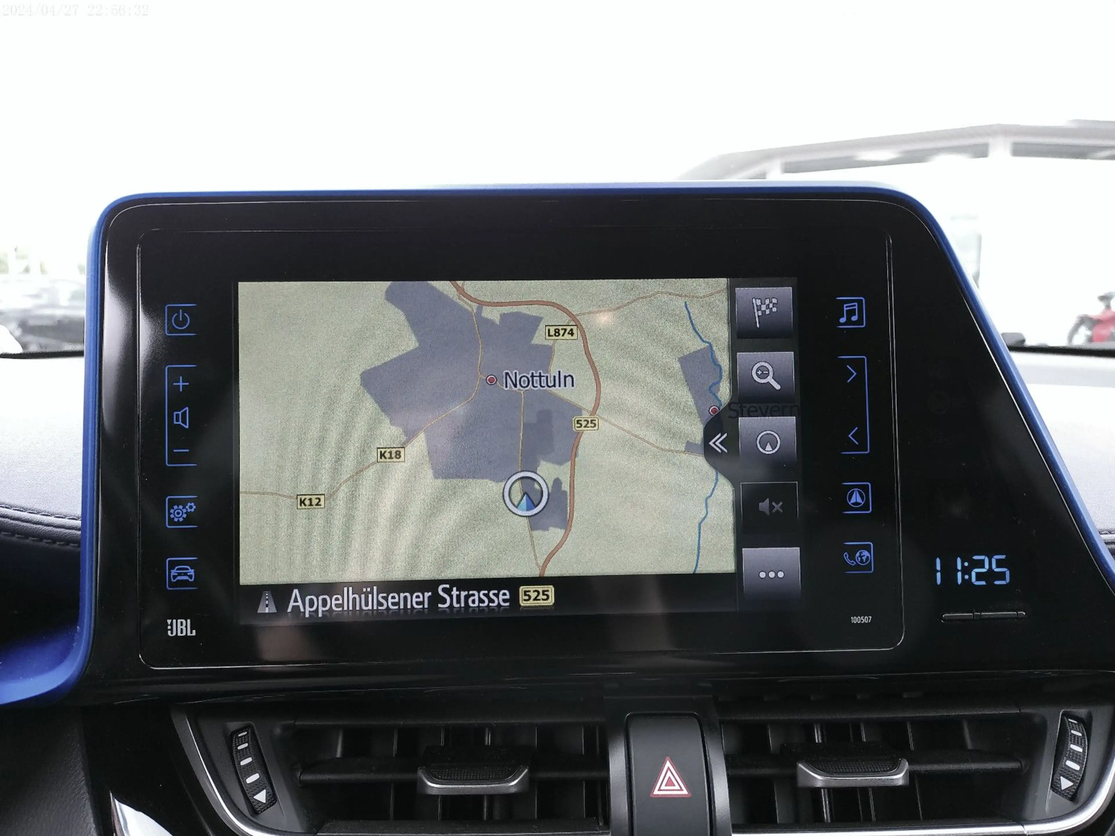 Toyota C-HR Style Selection*JBL*Navi*LED* — photo 10