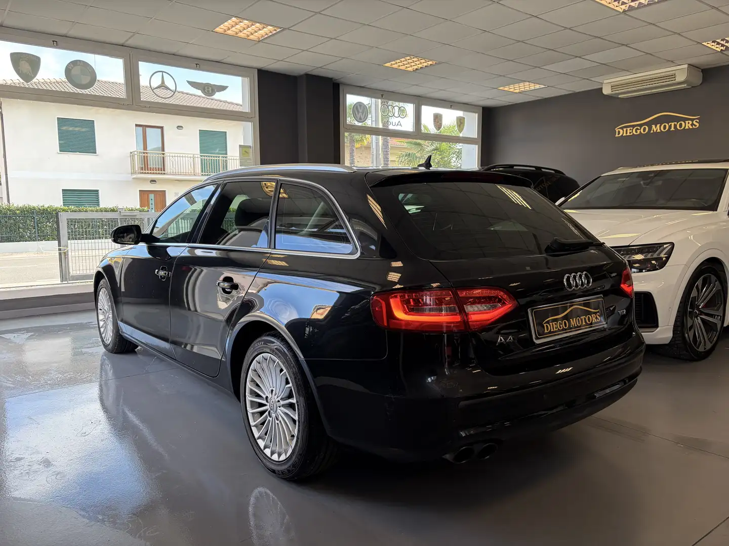 Audi A4 Avant 2.0 tdi150cv auto - 2
