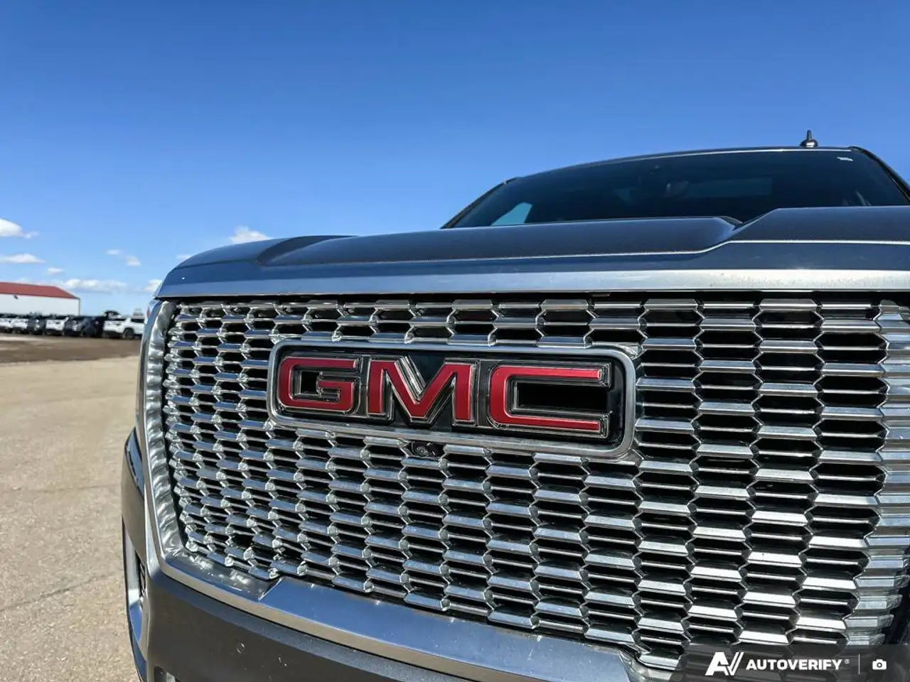 GMC Yukon снимка GMC Yukon