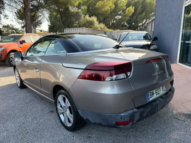 Renault Megane view 3