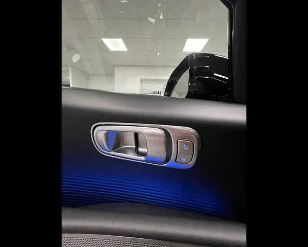 Hyundai IONIQ 6 view 7
