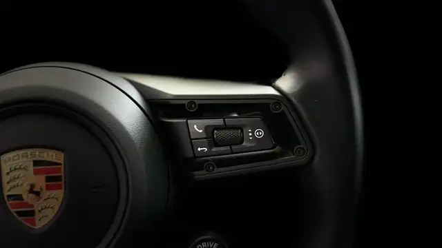 Porsche Taycan view 16