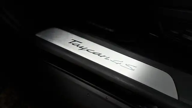 Porsche Taycan view 29