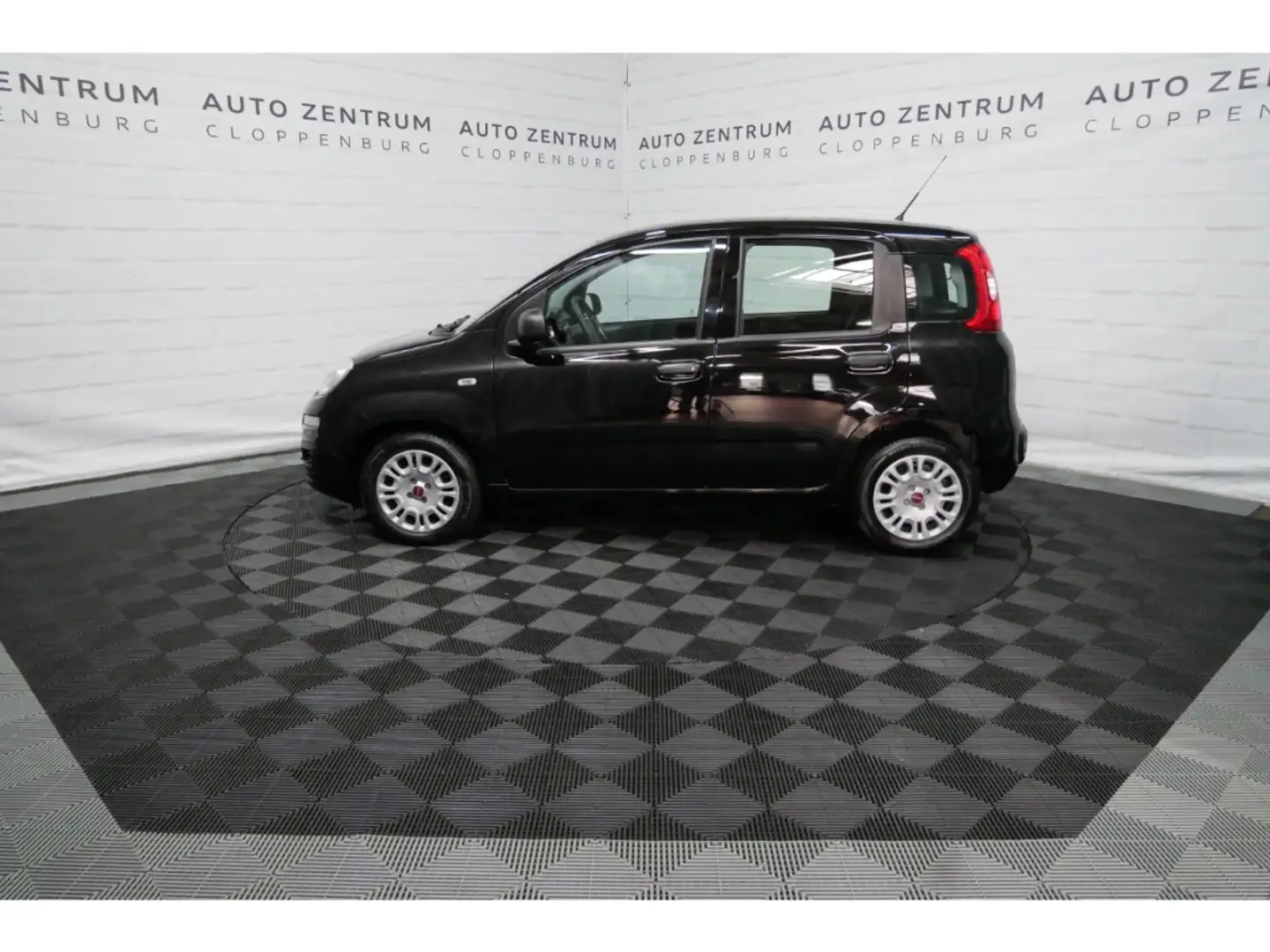Fiat Panda Base 1.0 Mild Hybrid EU6d Noir - 2